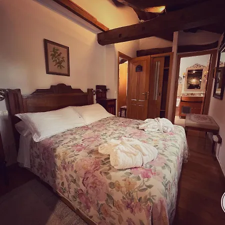 Casa Piñeiro * Monfero