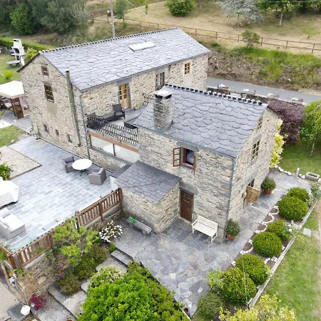 Casa Pineiro Monfero