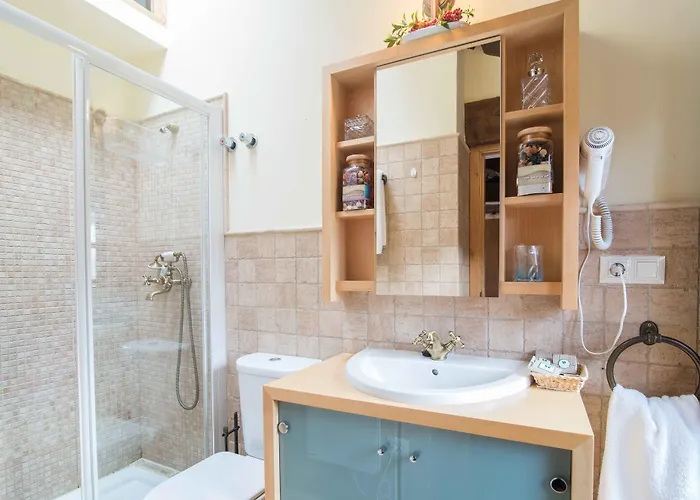 Casa Pineiro * Монферо