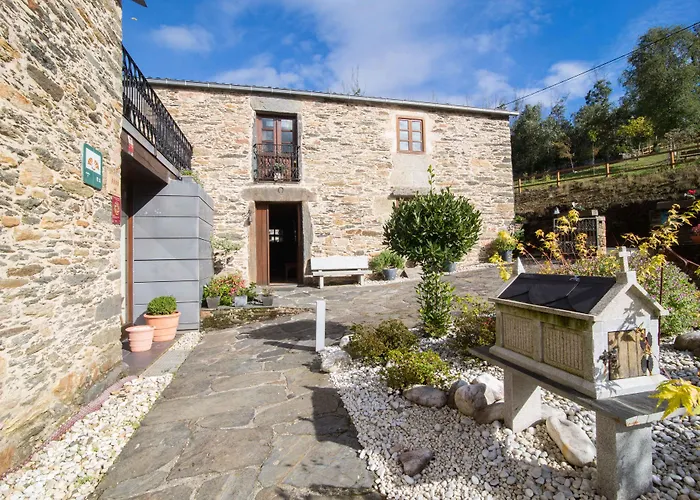 Casa Pineiro * Monfero